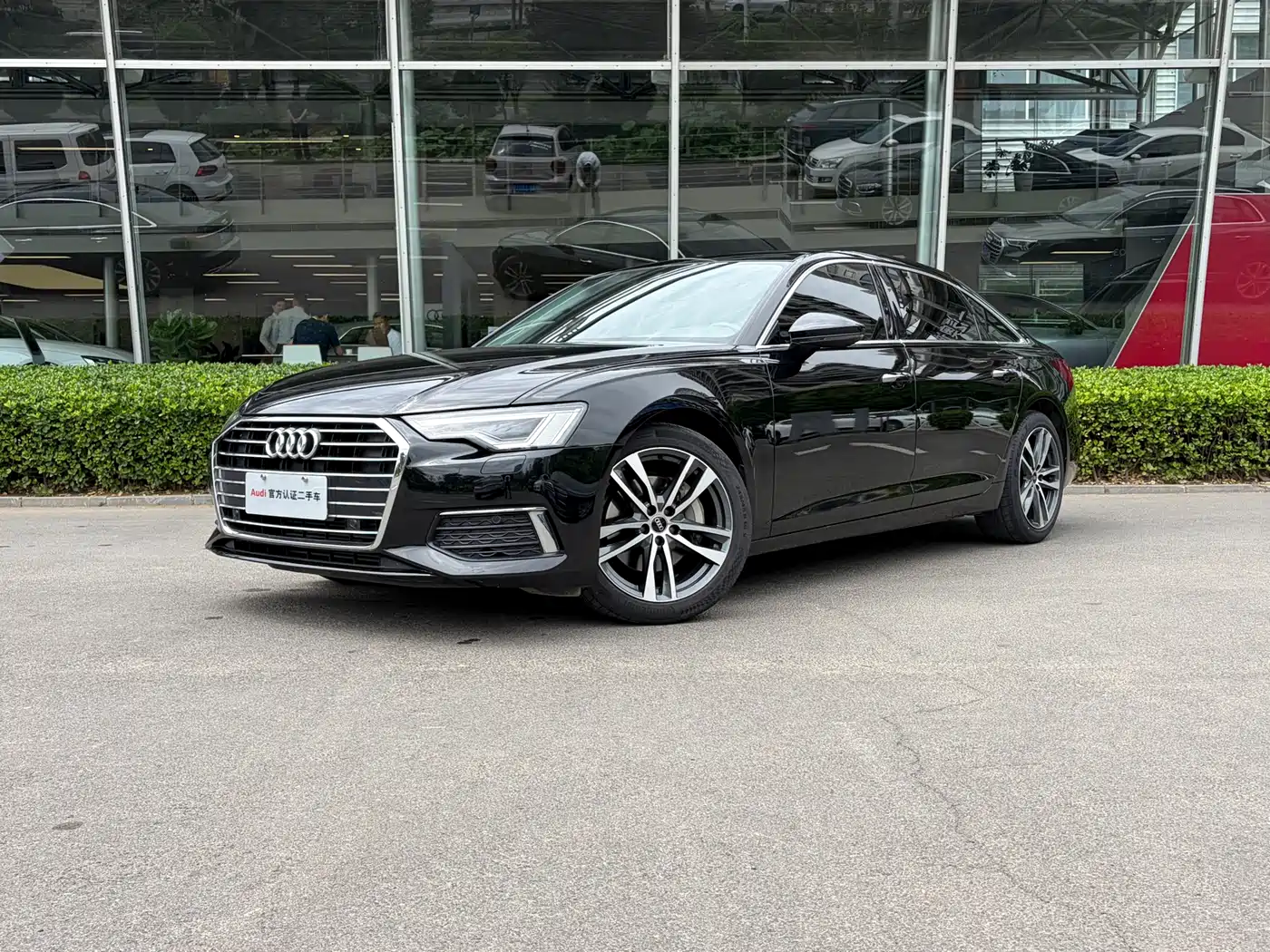 Audi A6L 2022 40 TFSI Luxury Elegance