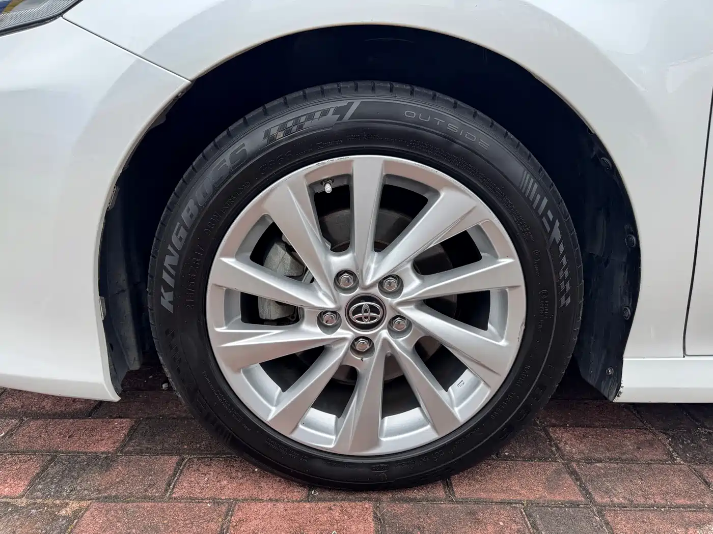 Toyota Camry 2021 2.0G Luxury Edition фото 5