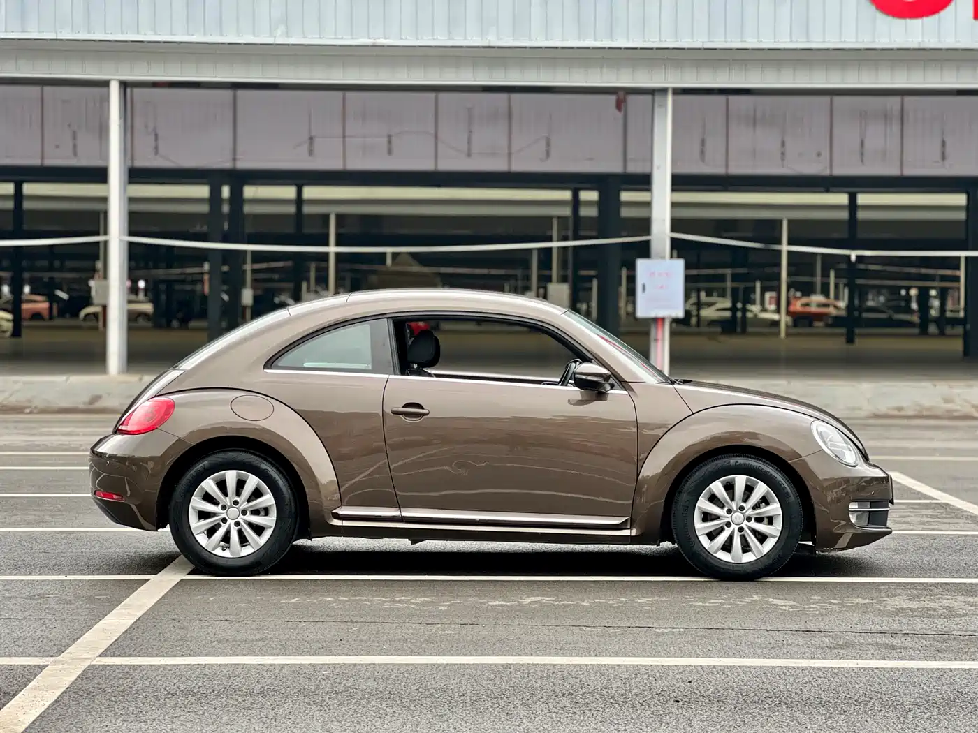 Volkswagen Beetle 2014 1.2TSI Fashion Edition фото 3