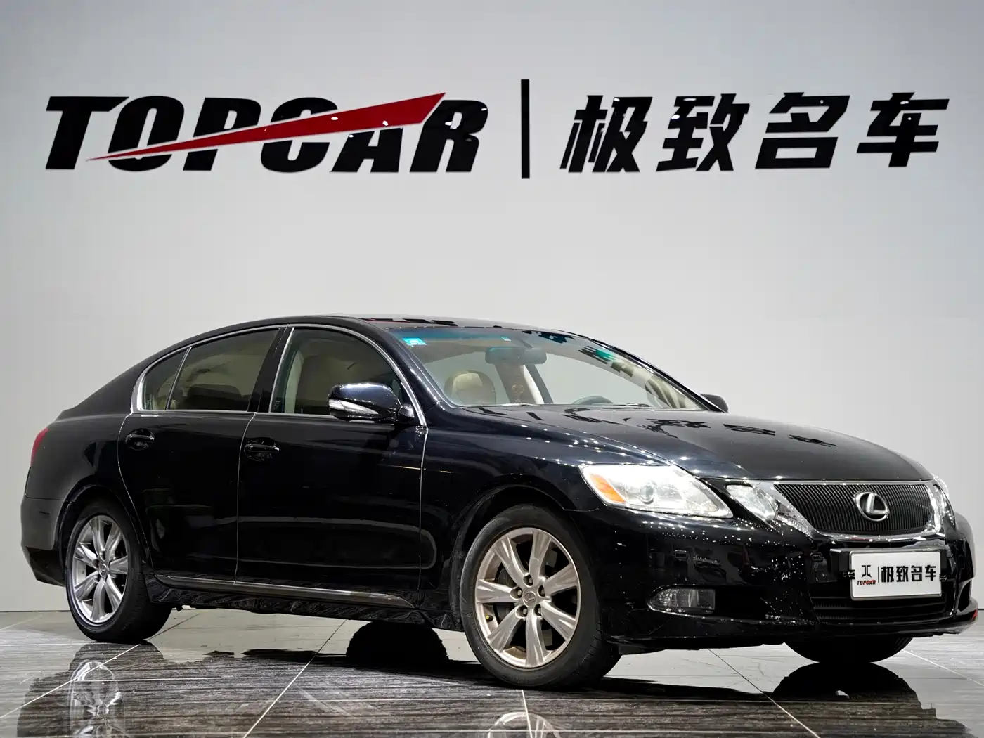 Фото 1 - Lexus GS