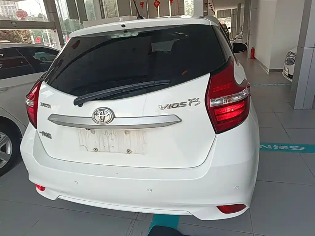 Toyota Vios FS 2019 1.5L CVT Fengchi Edition фото 6
