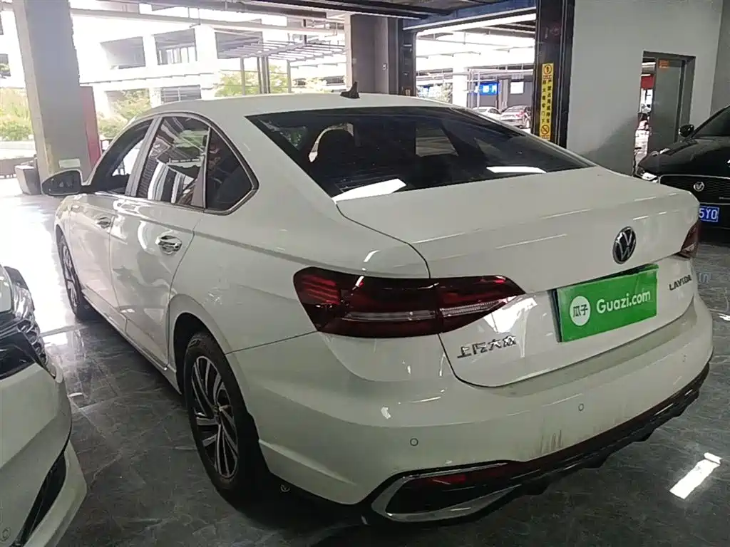 Volkswagen Lavida 2024 Model 1.5L Automatic Starlight 5 Million Edition фото 5