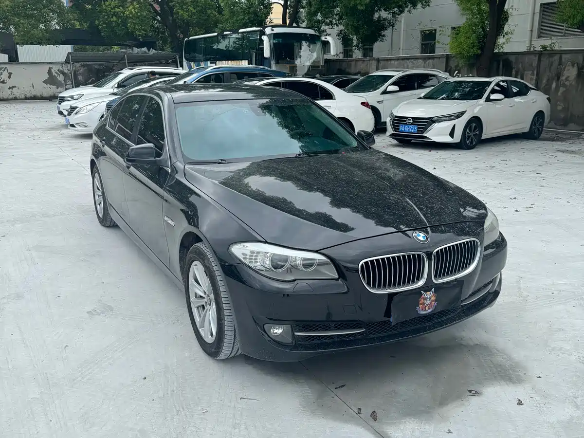 Фото 3 - BMW 5 Series