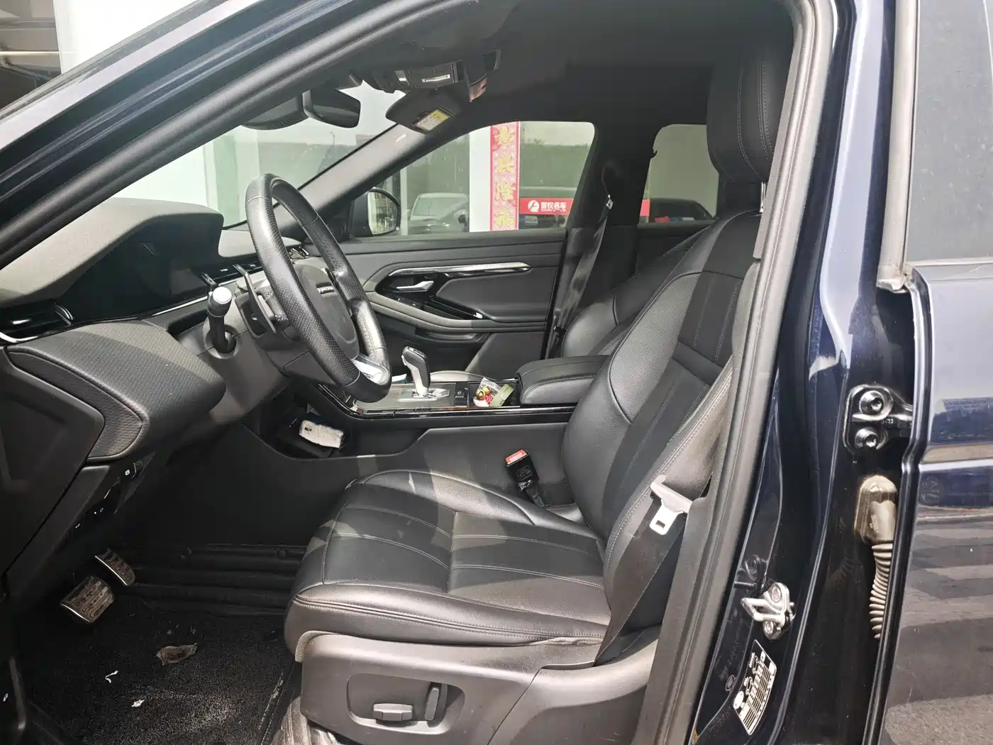 Land Rover Range Rover Evoque 2020 249PS R-DYNAMIC S Sport Edition фото 6