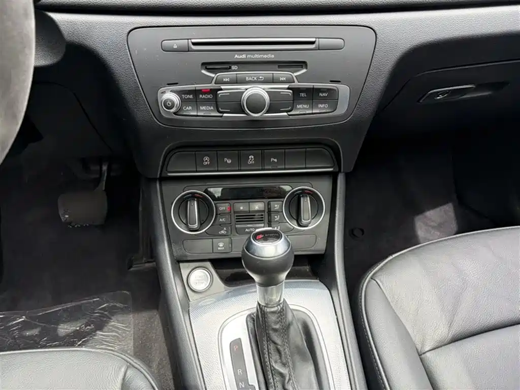 Audi Q3 2017 30 TFSI Style фото 6