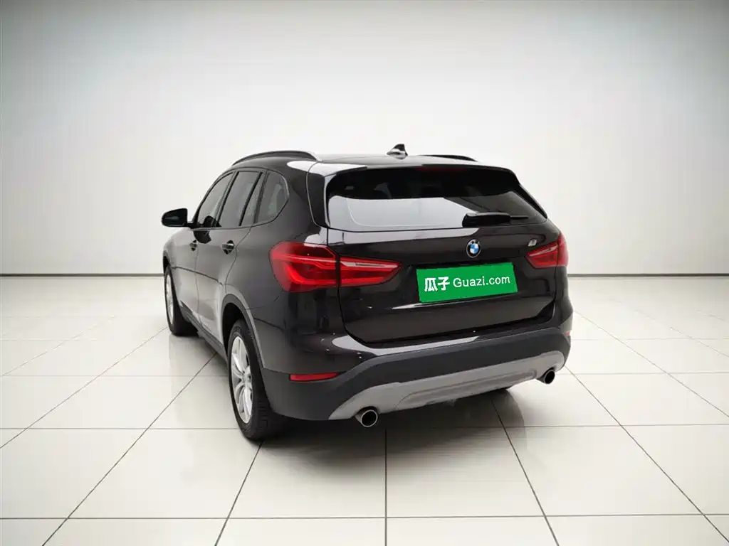 BMW X1 2019 sDrive18Li Fashion Model фото 10