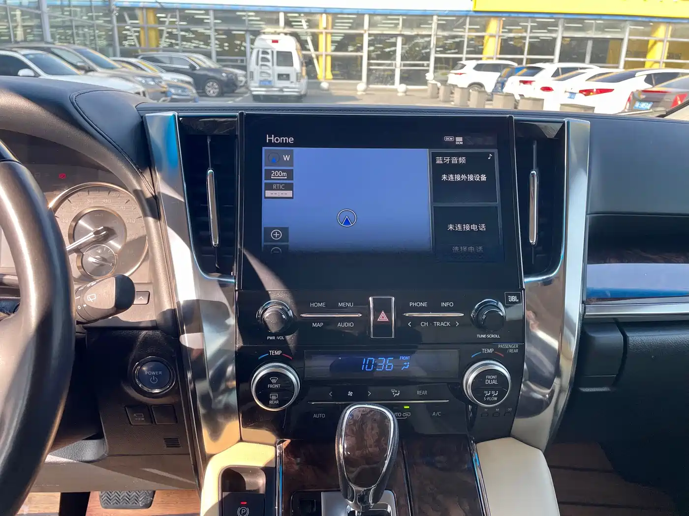 Toyota Alphard 2020 Hybrid 2.5L Luxury Edition фото 8