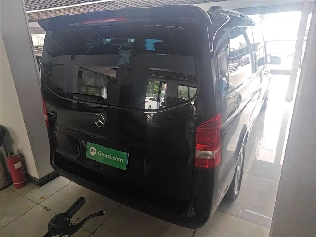 Mercedes-Benz Vito 2016 2.0T Elite Edition фото 7