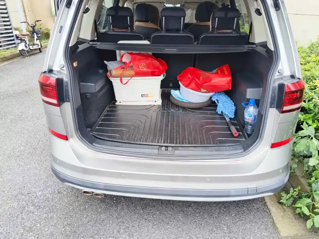 Фото 5 - Volkswagen Touran