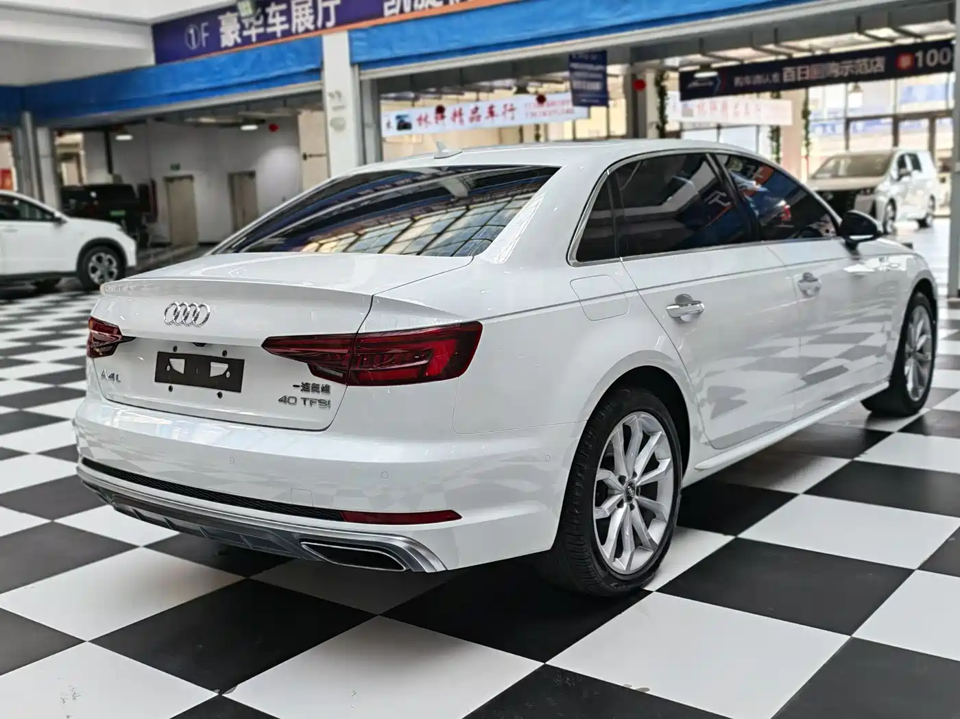 Audi A4L 2019 40 TFSI Fashion (China VI) фото 4