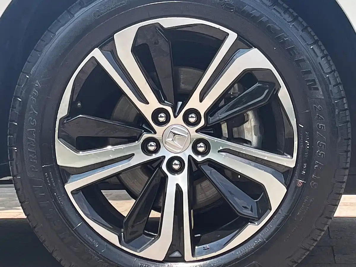 Фото 27 - Honda UR-V