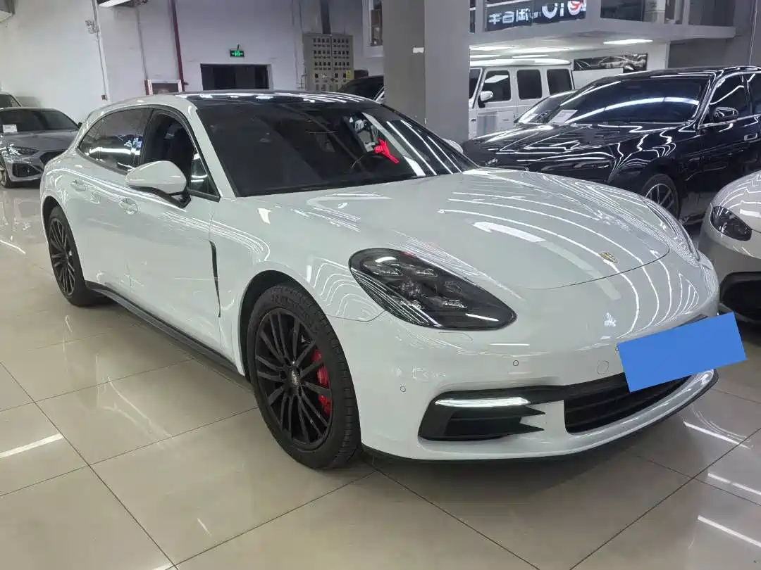 Porsche Panamera 2017 Panamera 4 Sport Turismo 3.0T фото 2