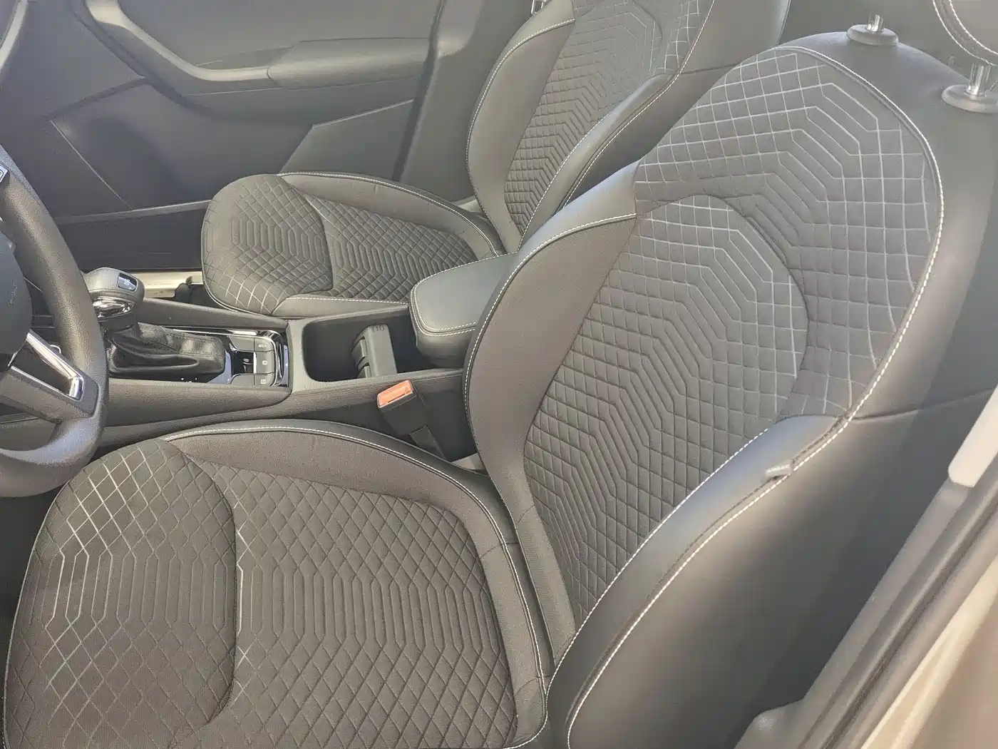 Škoda Kodiaq 2018 TSI330 5-seat FWD Comfort фото 12