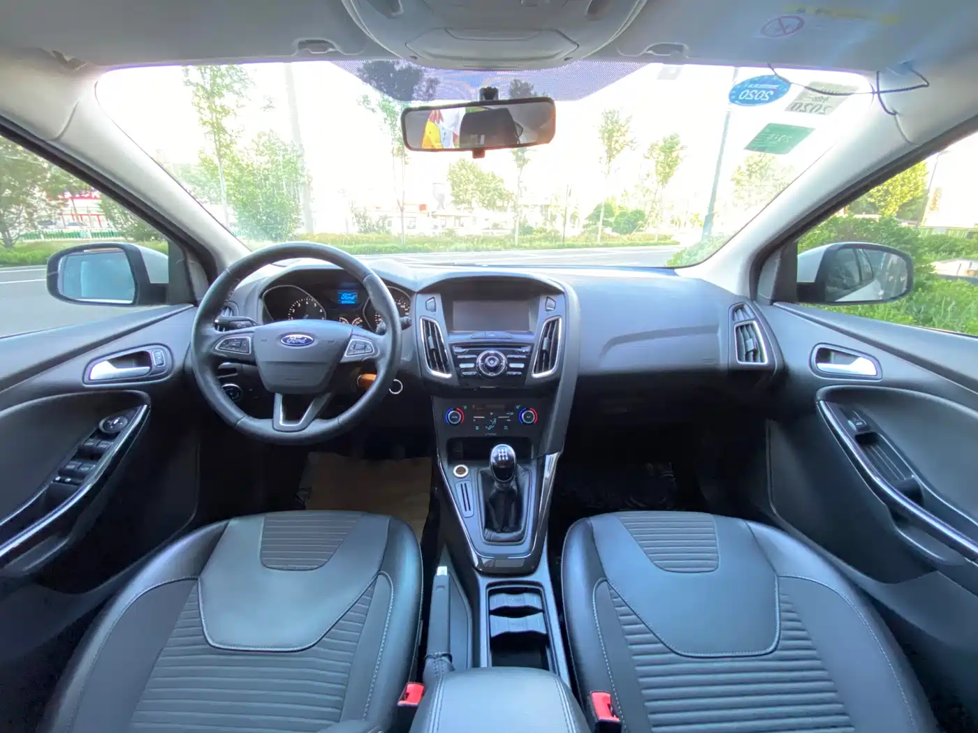 Фото 5 - Ford Focus