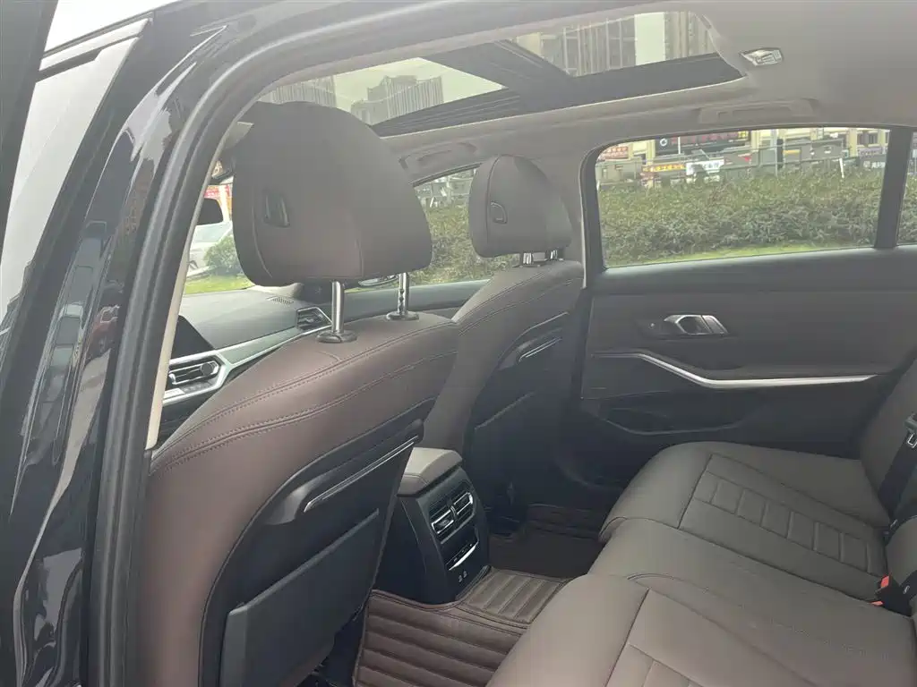 BMW 3 Series 2021 Facelift 325Li M Sport Shadow Edition фото 20
