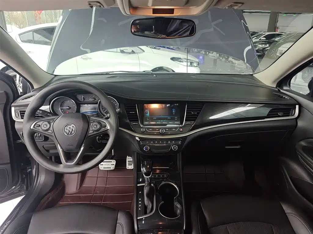 Buick Verano 2017 Sedan 20T DCT Leading фото 10
