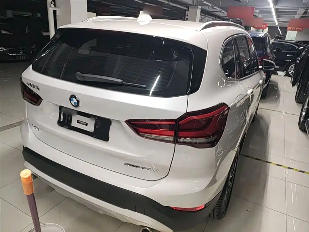 BMW X1 2020 sDrive20Li Premium Edition фото 7