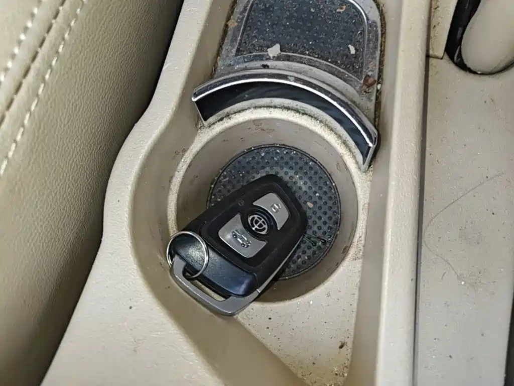 Zhonghua H330 2015 2013 1.5L Automatic Luxury