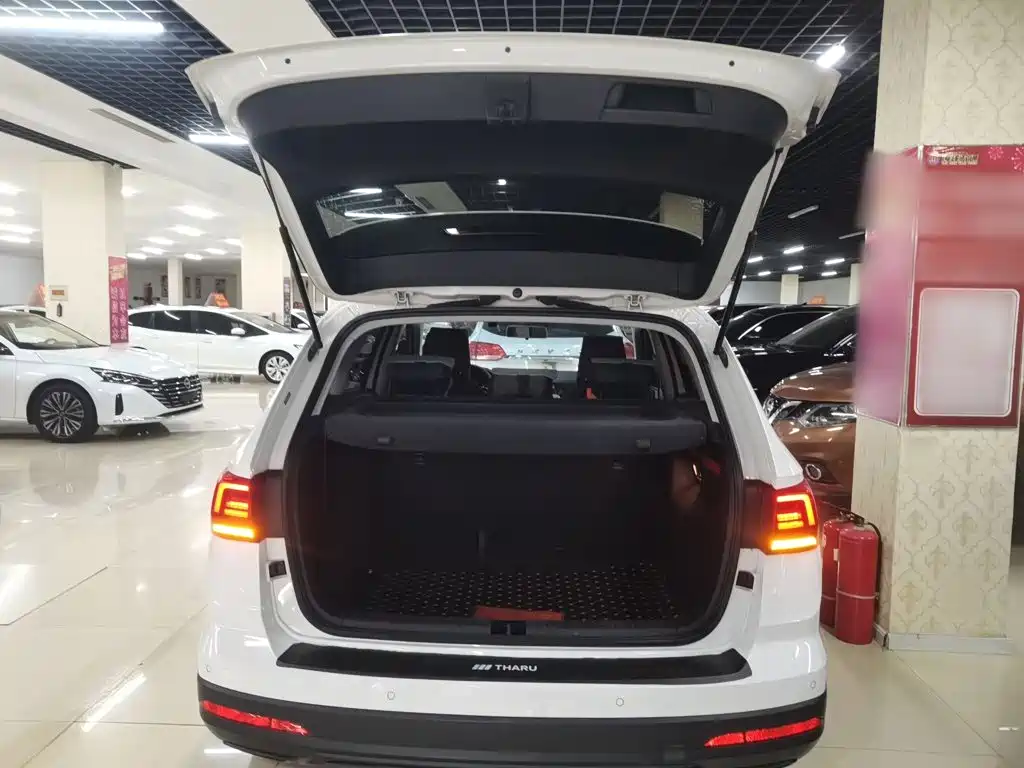 Volkswagen Tharu, миниатюра 18