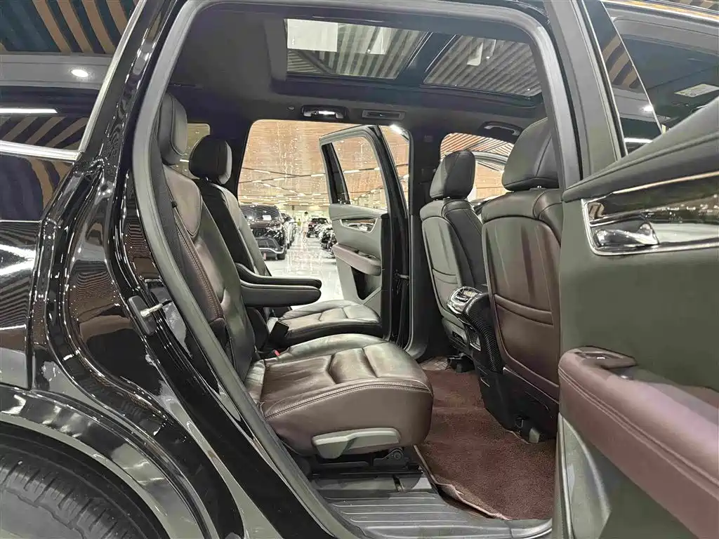 Cadillac XT6 2020 2020 28T 6-Seater Luxury Model