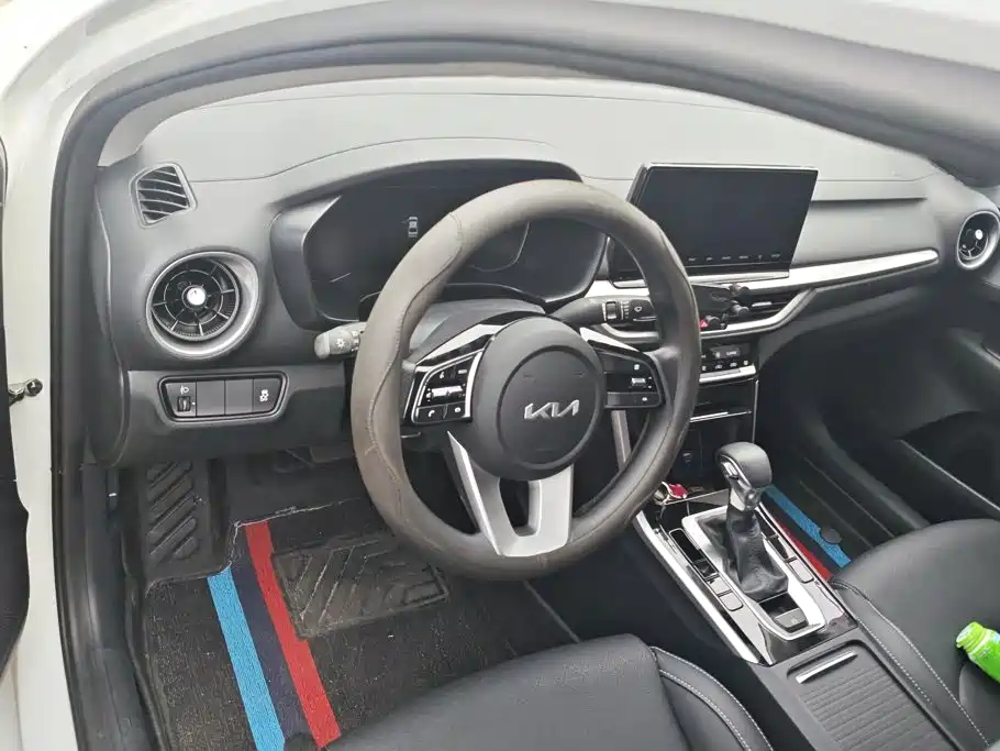 Kia K3 2023 2021 Facelift 1.5L CVT Youth Edition