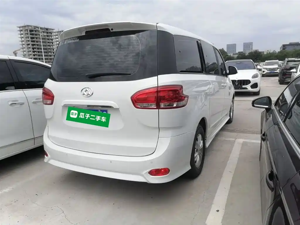 SAIC Maxus Maxus G10 2018 PLUS 2.4L Manual Elite Edition фото 7