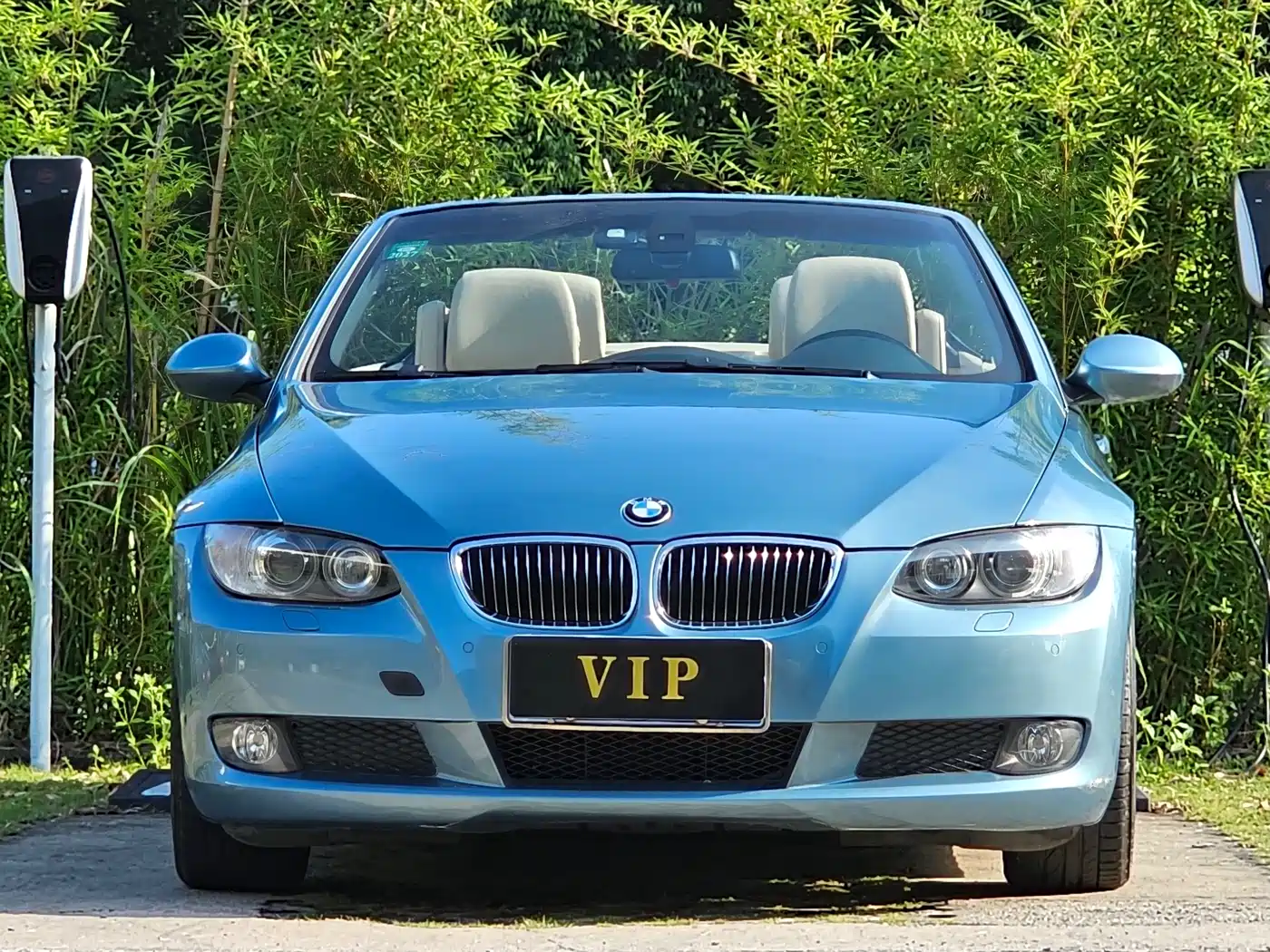 BMW 3 Series (Import) 2009 Model 330i Convertible фото 2