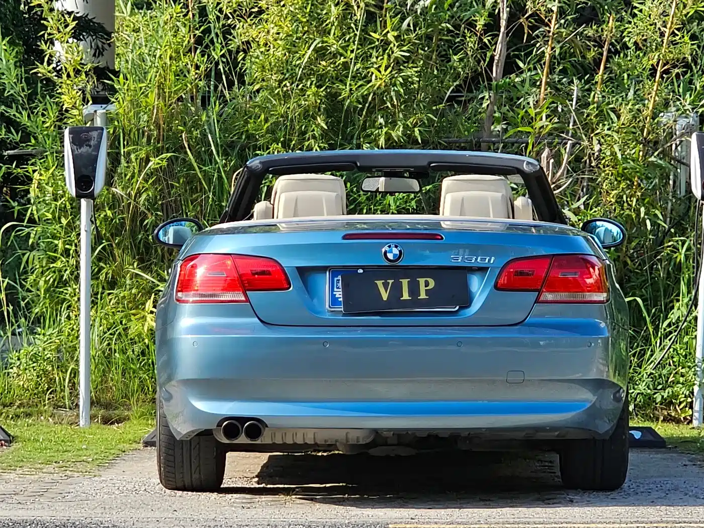 BMW 3 Series (Import) 2009 Model 330i Convertible фото 9
