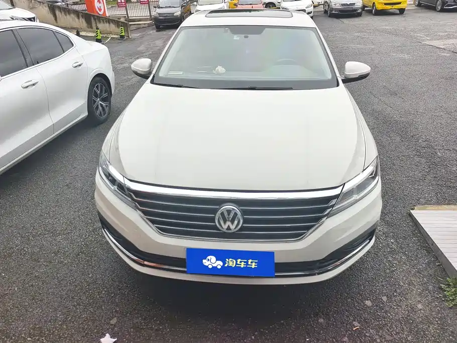 Volkswagen Lavida 2019 1.5L Automatic Comfort Edition China VI фото 2