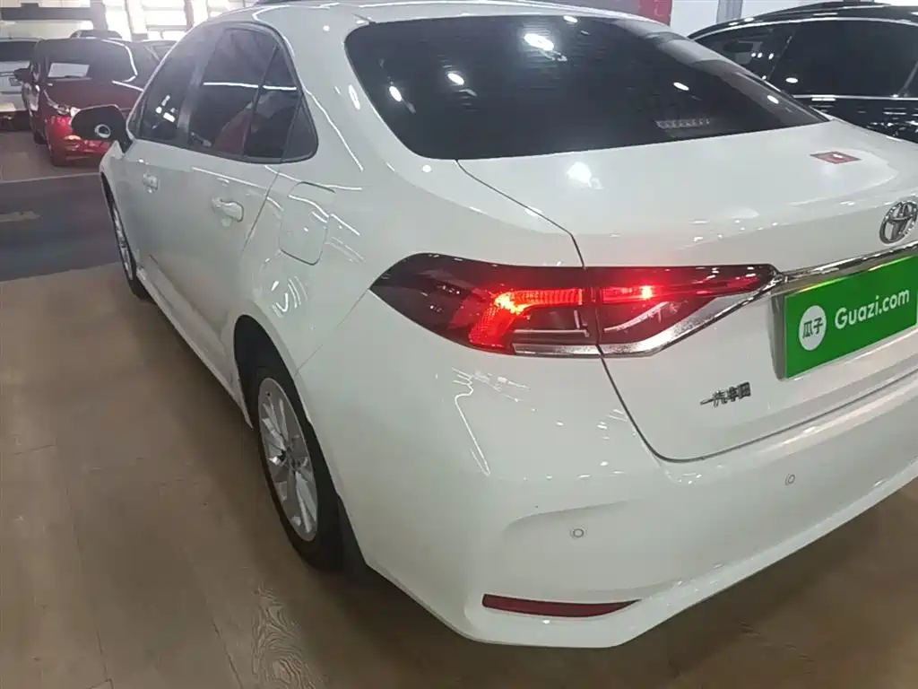 Toyota Corolla 2021 1.2T S-CVT Elite PLUS Edition фото 5