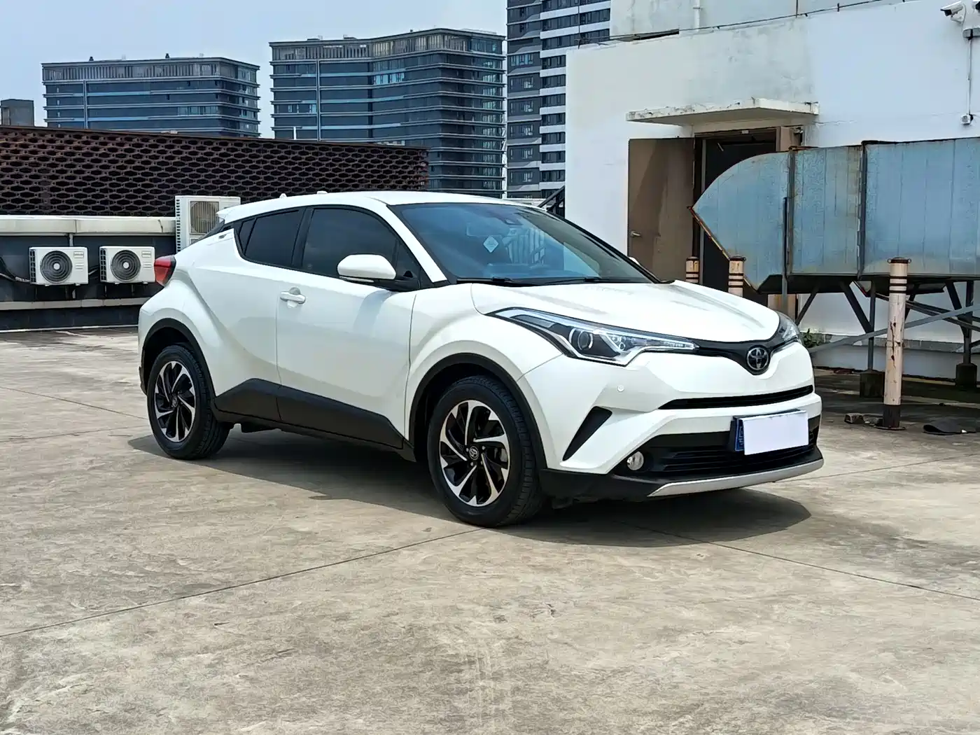 Toyota IZOA 2018 2.0L Yichi Edition China V фото 3