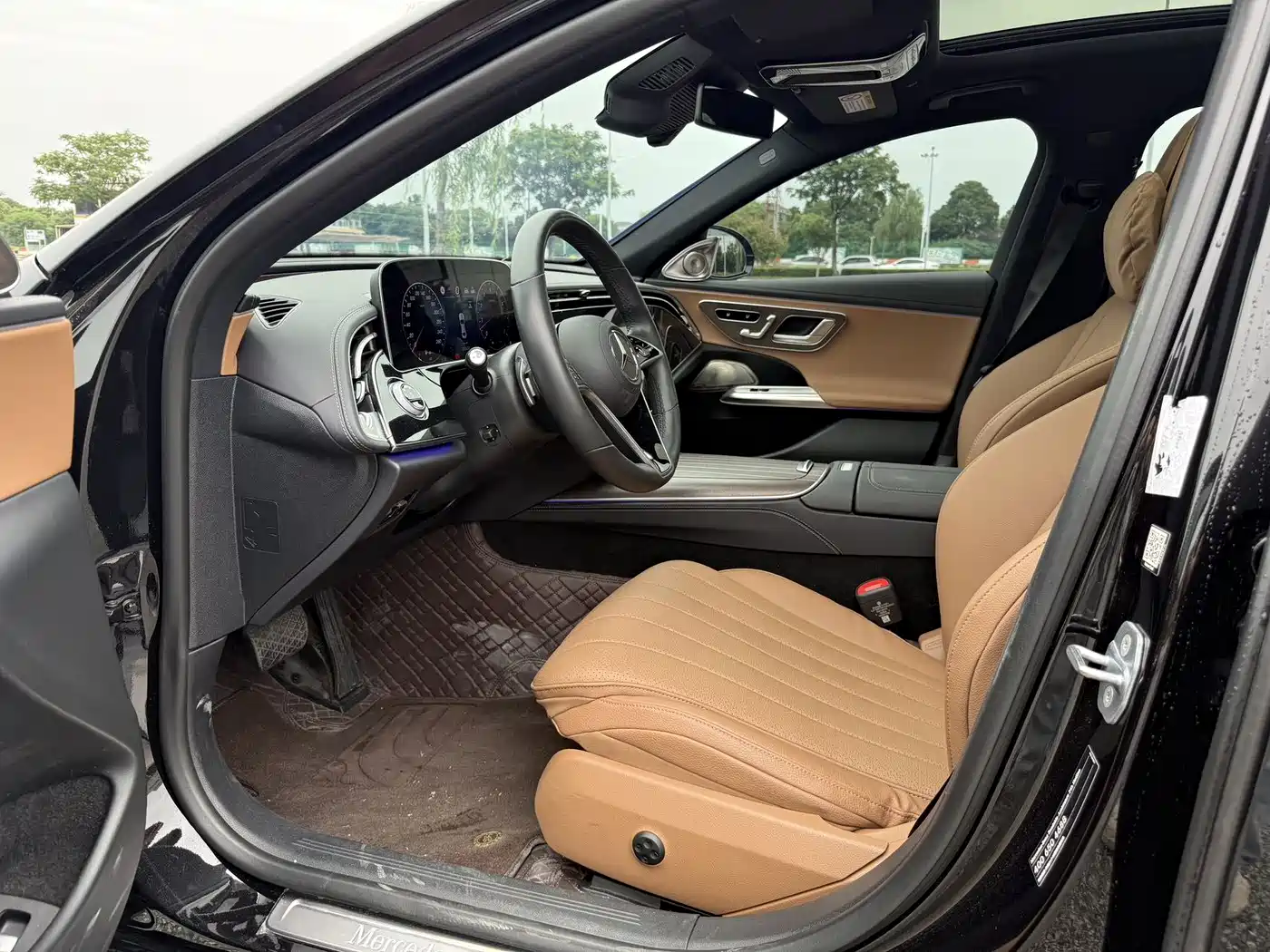 Mercedes-Benz E-Class 2024 Model E 300 L Luxury фото 8