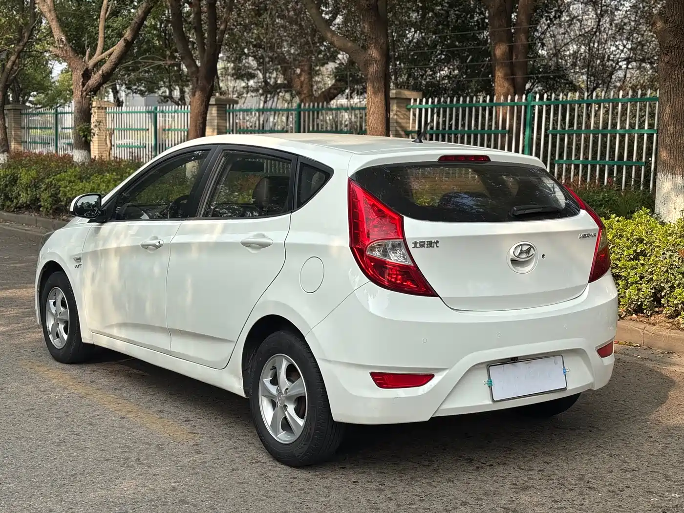 Hyundai Reina 2014 Model 1.4L Automatic GLX фото 6