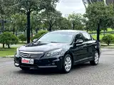 Фото 1 - Honda Accord