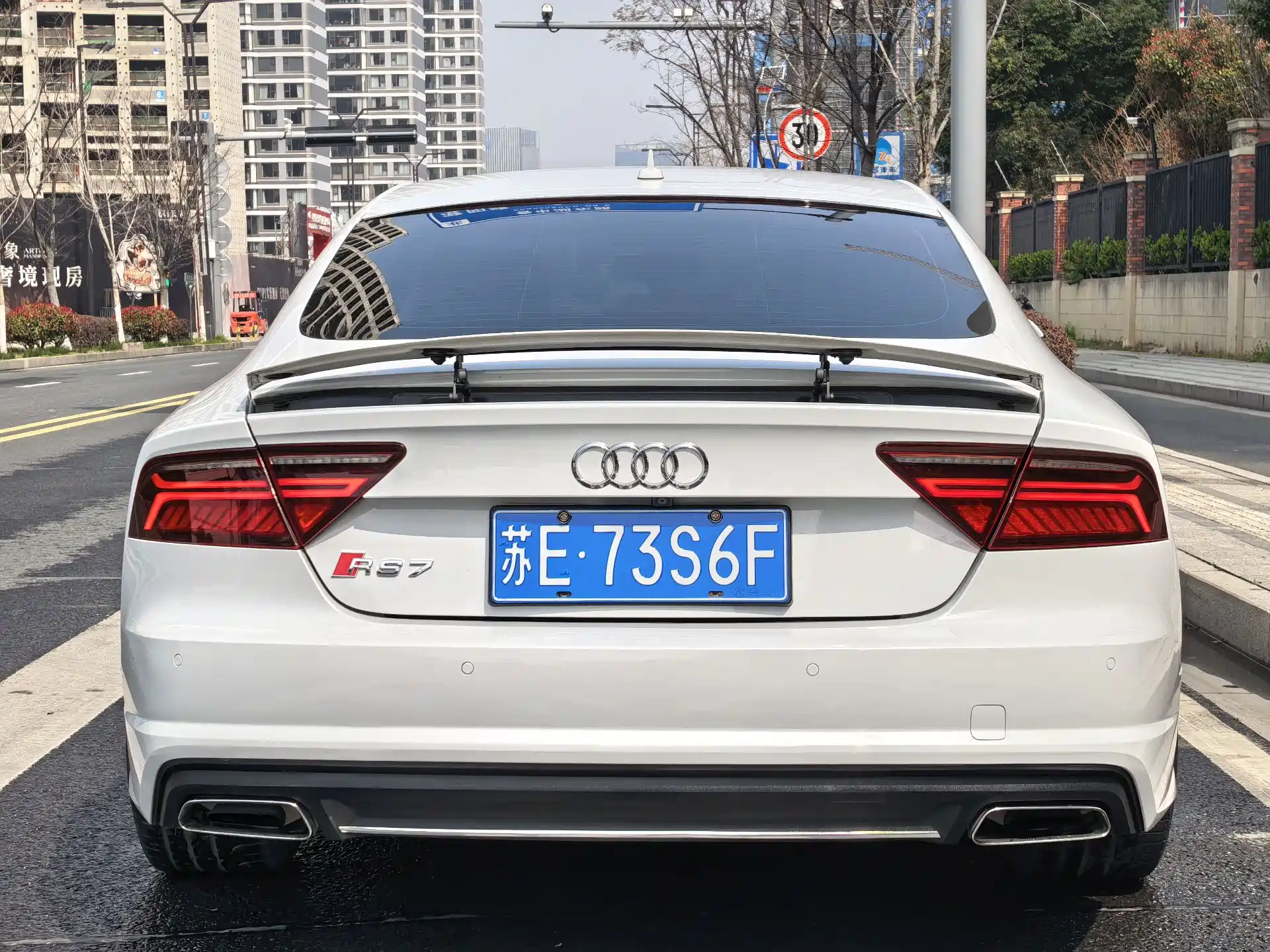 Фото 14 - Audi A7