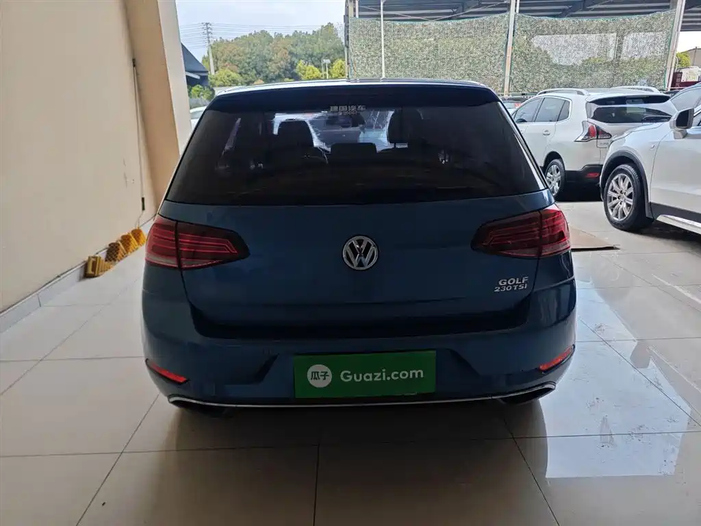 Volkswagen Golf 2018 230TSI Automatic Comfort фото 6