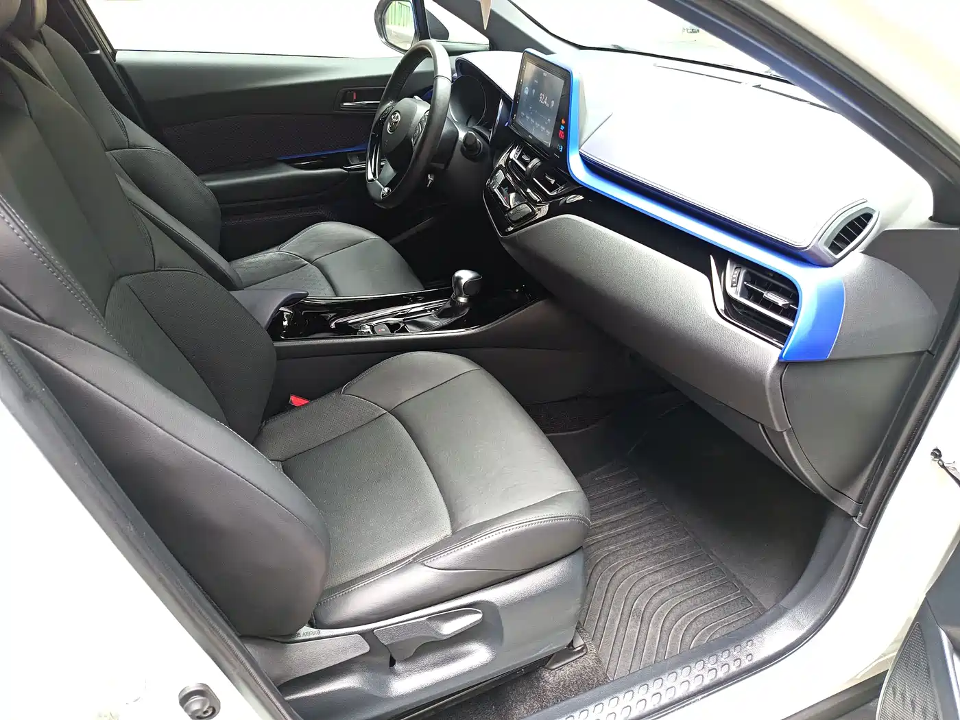 Toyota IZOA 2018 2.0L Yichi Edition China V фото 13