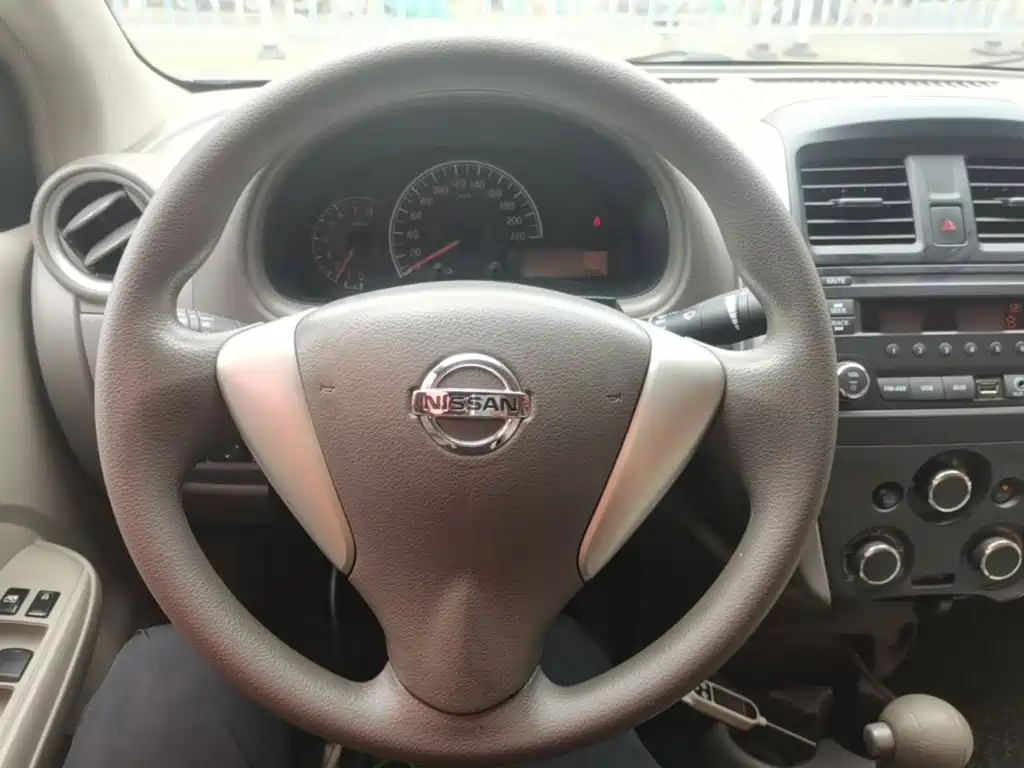 Nissan Sunny 2016 2015 1.5XE CVT Master Edition