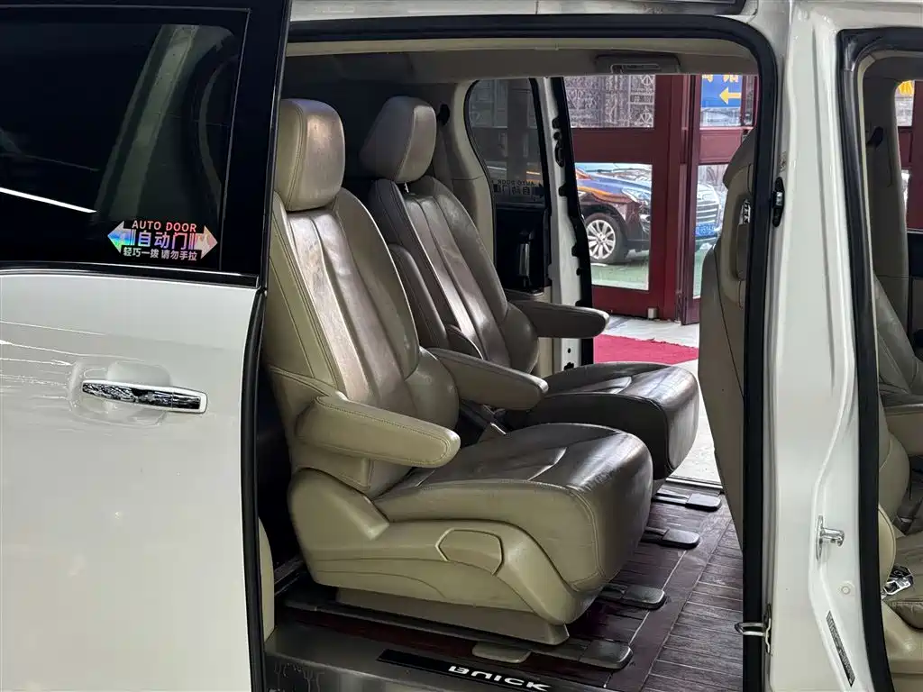 Buick GL8 2018 28T Luxury Model China VI фото 26