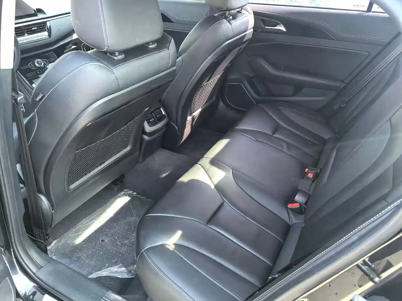 Hongqi H5 2018 30TD Smart Connect Agile Edition фото 6