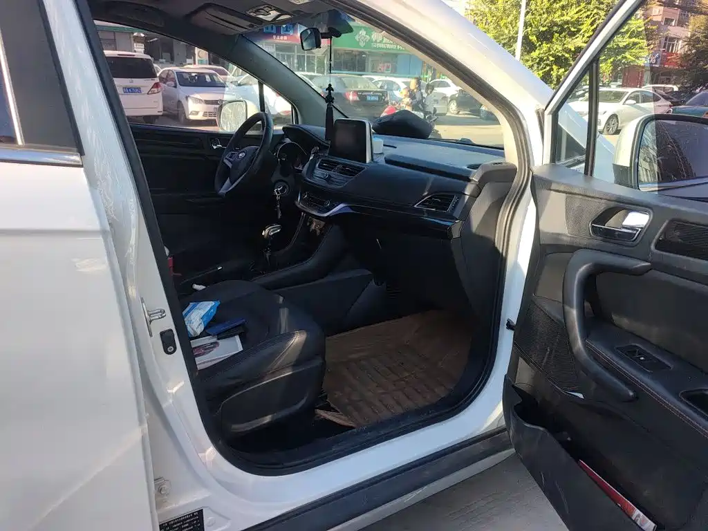 JAC Refine S3 2017 2017 1.5L Manual Luxury Smart