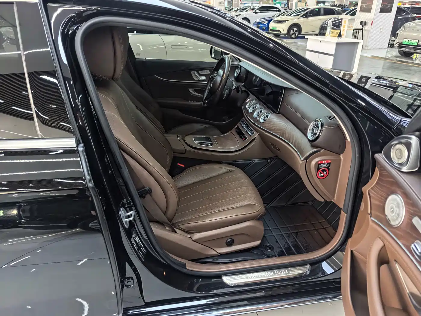 Mercedes-Benz E-Class 2023 Facelift E 300 L Fashion фото 14