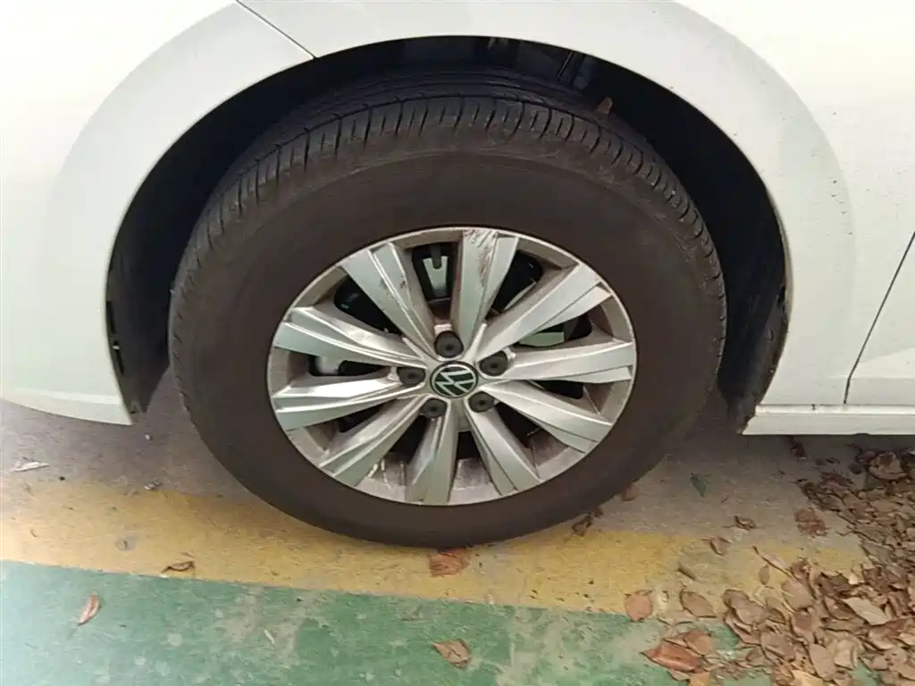 Volkswagen Lavida 2025 New Edge 1.5L Outstanding New Ease фото 23