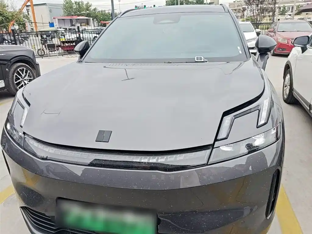 Lynk & Co 08 EM-P 2023 220km Time Limited Edition фото 3