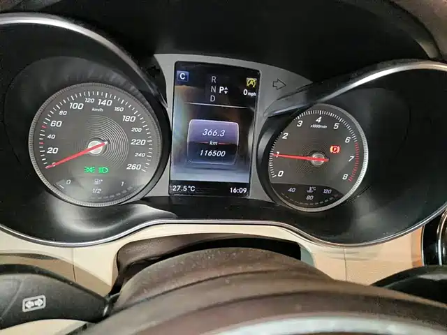 Mercedes-Benz GLC 2019 GLC 260 L 4MATIC Dynamic — фото 4