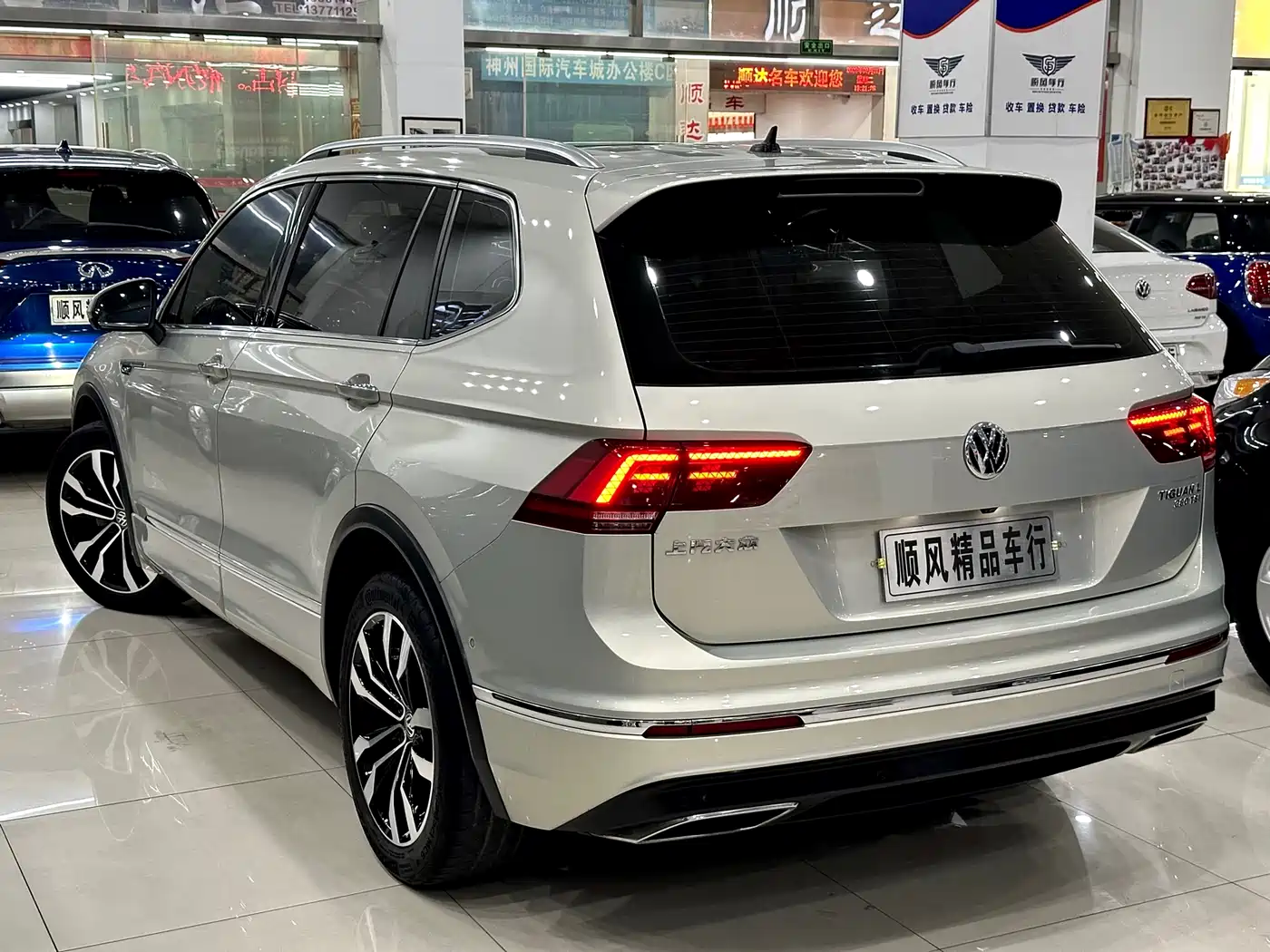 Volkswagen Tiguan L 2019 Edition 380TSI Auto 4WD R-Line Premium Flagship Version China V фото 30
