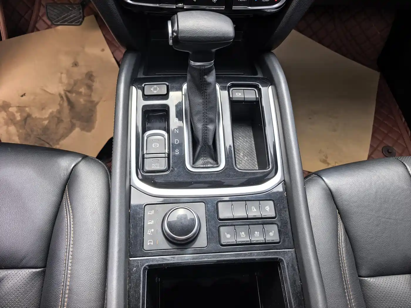 GAC Trumpchi Trumpchi GS8 2017 320T AWD Luxury Smart Connect (7-Seater) фото 12