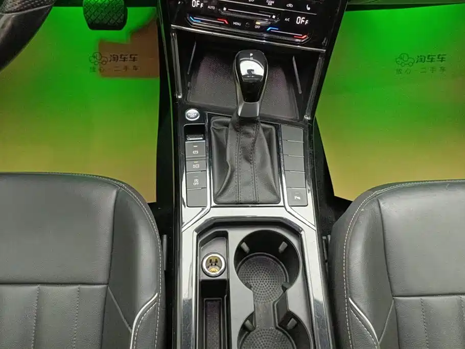 Volkswagen Passat 2023 Facelift 330TSI Starlight Elite Edition фото 16
