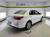 Фото 3 - Geely Vision