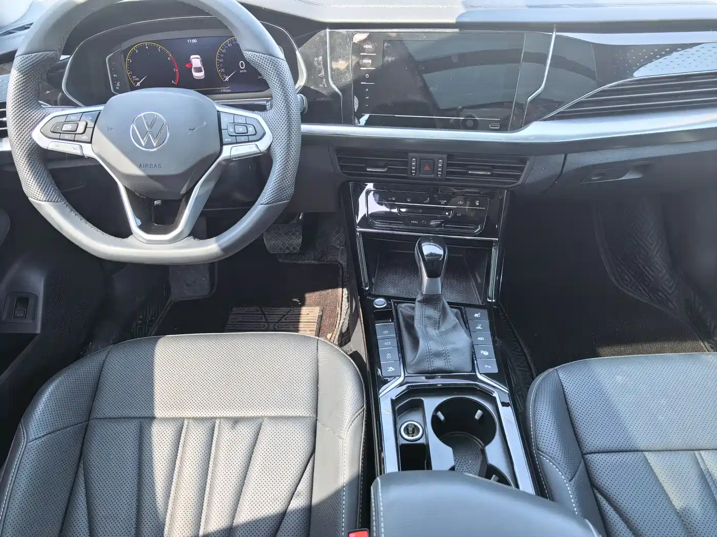 Volkswagen Passat 2024 330TSI Elite Edition фото 7